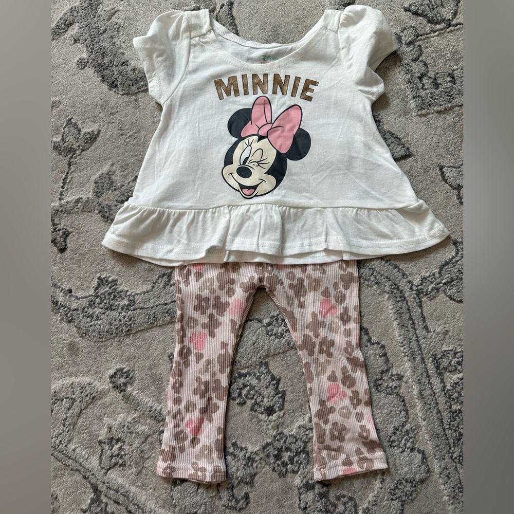 Minnie Mouse outfit